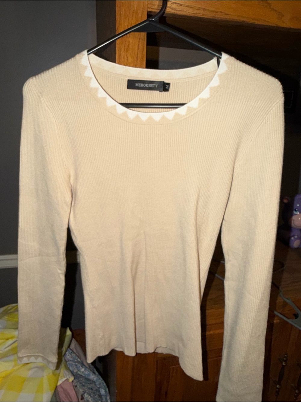 Merokeety | Cream Ribbed Long Sleeve, size M